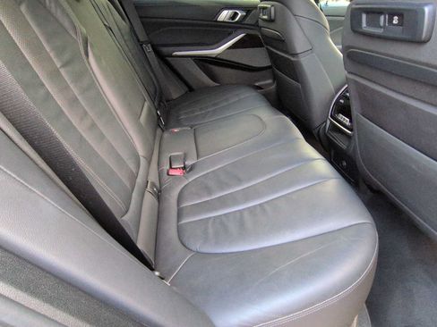 Used 2019 BMW X5 xDrive50i w/ Premium Package 2 AWD/4WD image 21