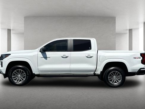 Used 2023 Chevrolet Colorado LT w/ LT Convenience Package II AWD/4WD image 7
