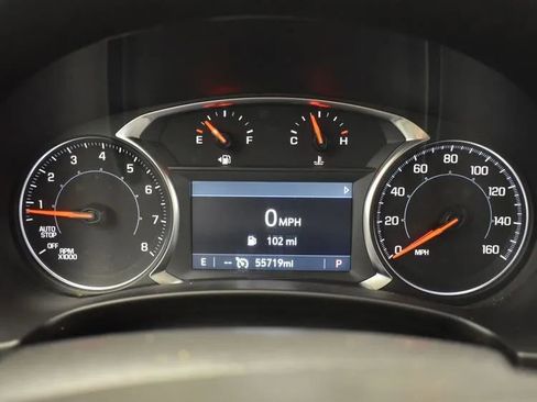 Used 2024 GMC Terrain SLT image 28