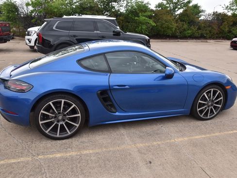 Used 2018 Porsche 718 Cayman image 5
