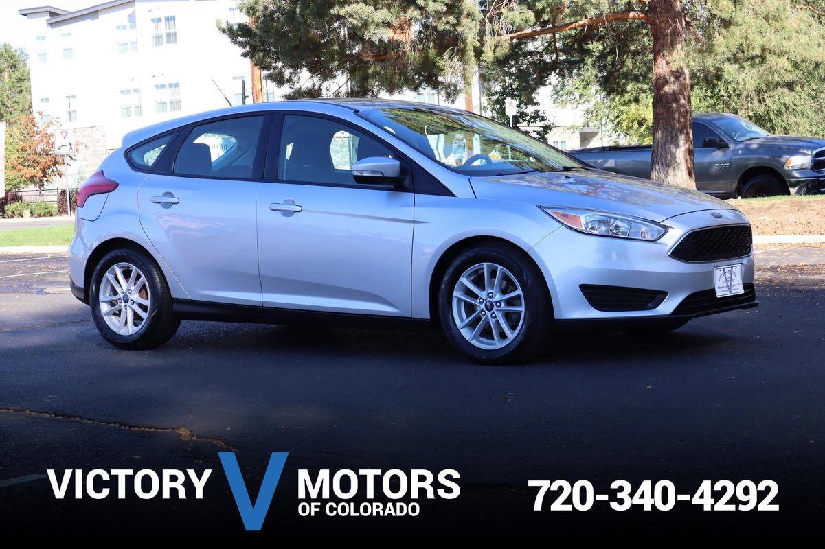 Used 2018 Ford Focus SE w/ Cold Weather Package FWD image 1