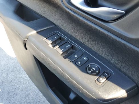 Used 2025 Honda CR-V LX image 30