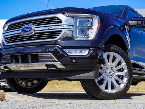Used 2023 Ford F150 Limited image 2