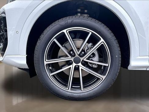 New 2026 Audi Q5 Premium Plus AWD/4WD image 12