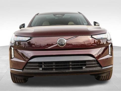 New 2026 Volvo EX90 Plus image 2