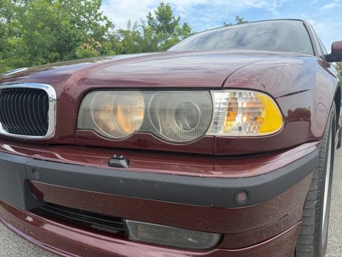 Used 2001 BMW 740iL RWD image 9