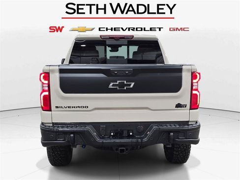 New 2026 Chevrolet Silverado 1500 ZR2 w/ ZR2 Bison Edition image 6