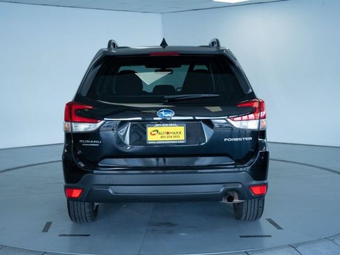Used 2023 Subaru Forester Premium AWD/4WD image 7