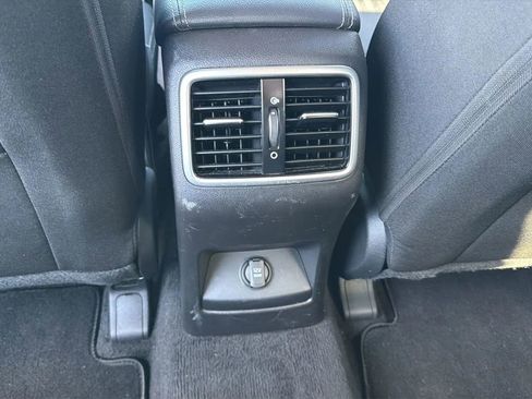 Used 2021 Kia Sportage LX AWD/4WD image 17