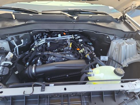 New 2025 Ford Explorer Active w/ Active Comfort Package image 13
