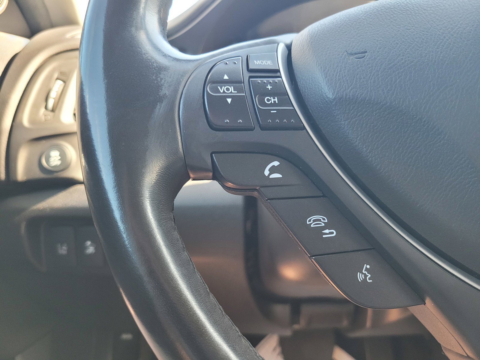 Used 2019 Acura ILX FWD image 25