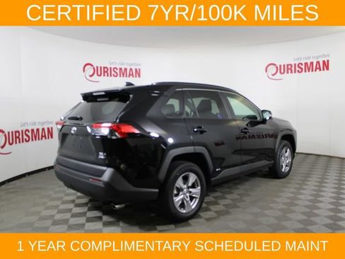 Used 2025 Toyota RAV4 XLE AWD/4WD image 9