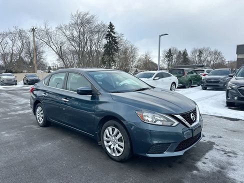 Used 2016 Nissan Sentra SV image 15