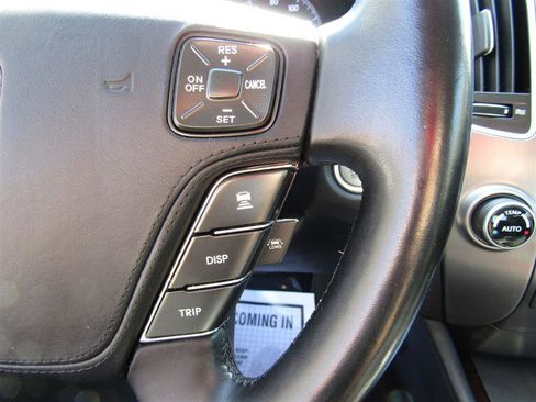 Used 2013 Hyundai Equus Ultimate image 16