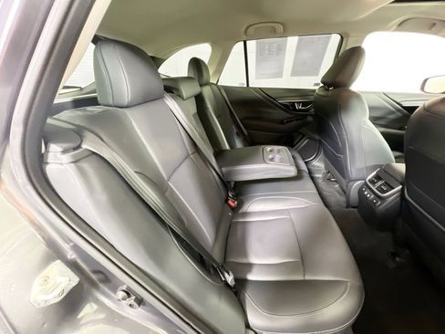 Used 2022 Subaru Outback Limited image 22