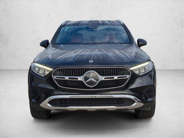 Certified 2025 Mercedes-Benz GLC 300 image 2