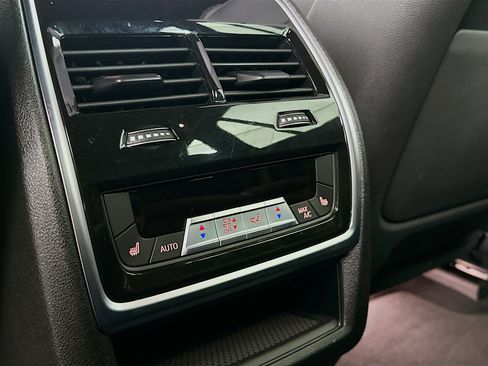 Used 2024 BMW X5 sDrive40i w/ Premium Package image 28