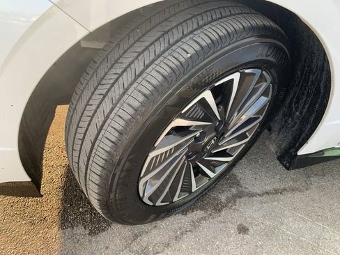 Certified 2025 Hyundai Sonata SEL image 37