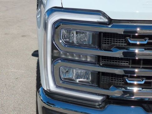 New 2026 Ford F250 Lariat w/ FX4 Off-Road Package AWD/4WD image 10