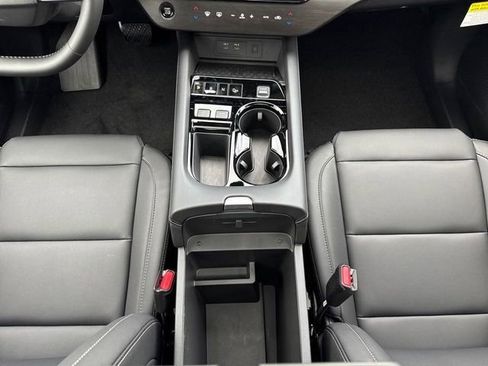 New 2025 Nissan Murano SL AWD/4WD image 17