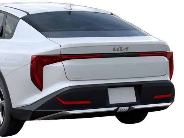 New 2026 Kia K4 FWD image 13