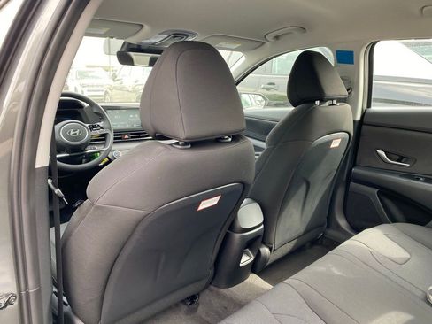 New 2026 Hyundai Elantra SE FWD image 27
