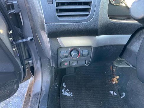 Used 2008 Subaru Outback 2.5i L.L. Bean image 33