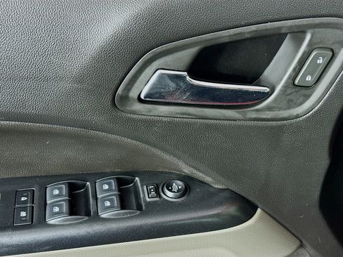 Used 2018 GMC Canyon SLT image 22