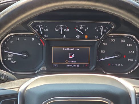 Used 2020 GMC Sierra 1500 Elevation w/ Elevation Value Package AWD/4WD image 19