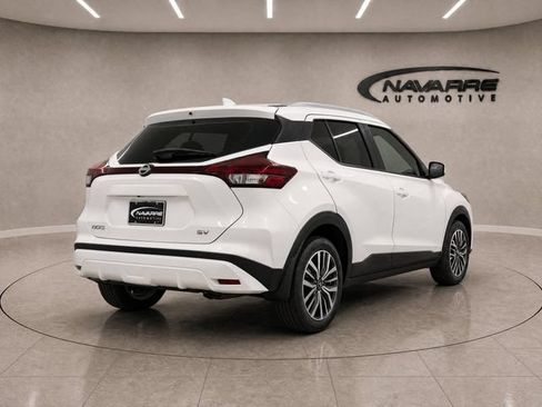 Used 2023 Nissan Kicks SV FWD image 7