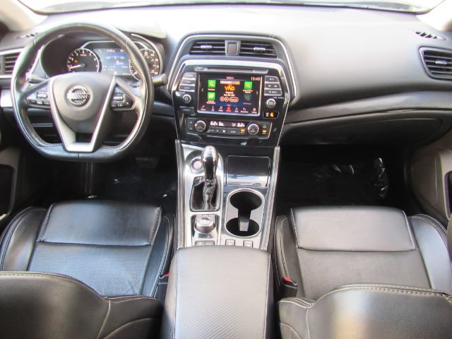 Used 2019 Nissan Maxima 3.5 SV w/ Floor Mat Group FWD image 2
