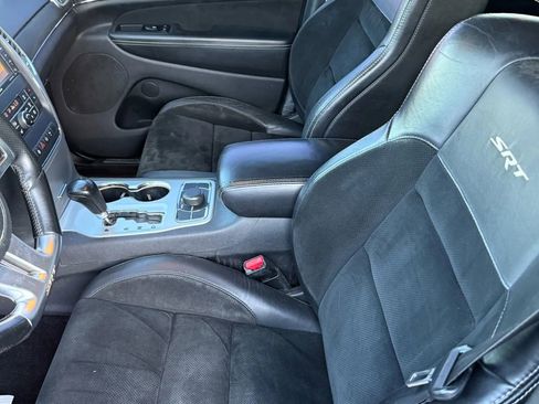 Used 2012 Jeep Grand Cherokee SRT8 w/ Luxury Group II image 5