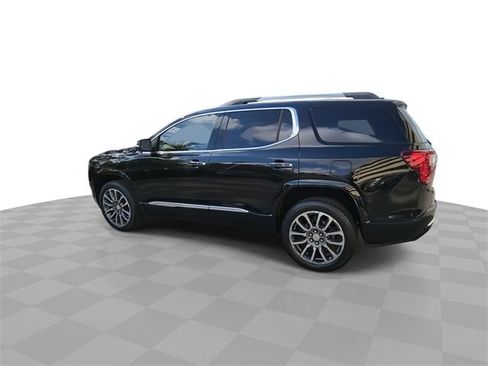 Used 2021 GMC Acadia Denali w/ Denali Technology Package image 6