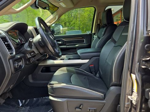 Used 2022 RAM 2500 Laramie AWD/4WD image 19