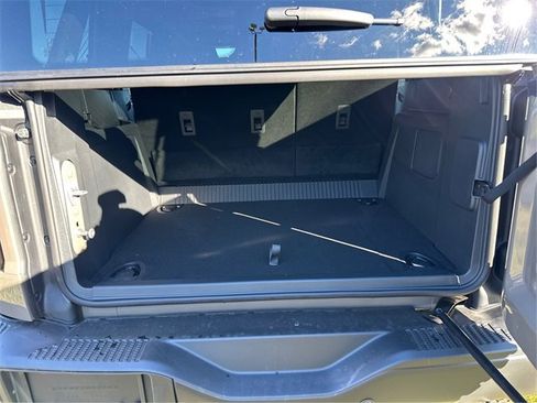 New 2025 Ford Bronco Badlands image 11