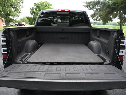 Used 2018 Chevrolet Silverado 1500 LTZ Z71 w/ LTZ Plus Package AWD/4WD image 20