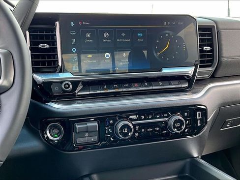 Used 2025 Chevrolet Silverado 2500 LTZ w/ Trail Boss Package image 18