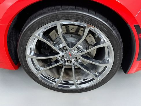 Used 2017 Chevrolet Corvette Grand Sport w/ Grand Sport Heritage Package RWD image 27