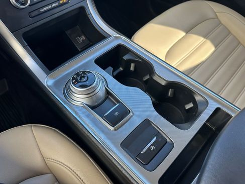 Used 2022 Ford Edge SEL image 14