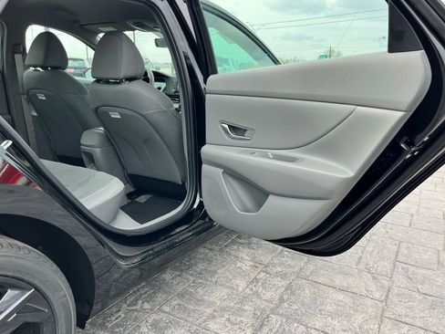 New 2026 Hyundai Elantra Sport w/ Cargo Package FWD image 19