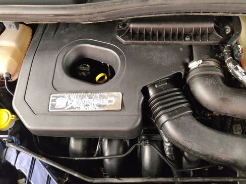 Used 2017 Ford C-MAX SE image 30