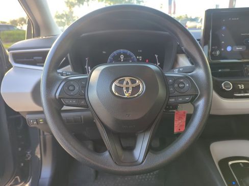 Used 2026 Toyota Corolla LE FWD image 13