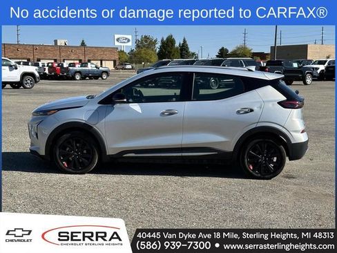 Certified 2023 Chevrolet Bolt EUV Premier w/ Redline Edition image 2