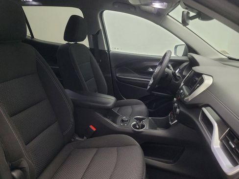 Used 2022 GMC Terrain SLE w/ Driver Convenience Package FWD image 21