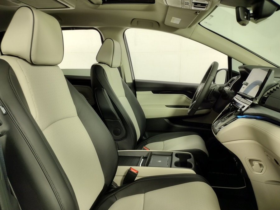New 2027 Honda Odyssey Elite image 12