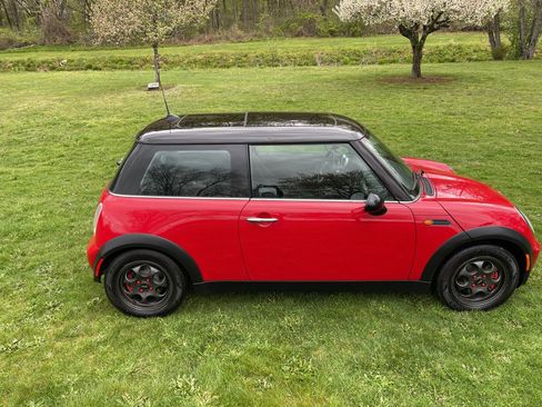 Used 2005 MINI Cooper Hardtop FWD image 29