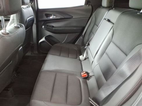 Used 2022 Chevrolet TrailBlazer RS w/ Technology Package AWD/4WD image 12
