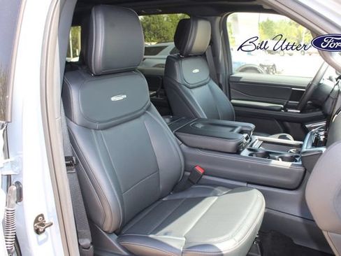 New 2027 Ford Expedition Platinum w/ Stealth Appearance Package RWD image 7