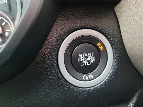 Used 2022 RAM 1500 Laramie image 26