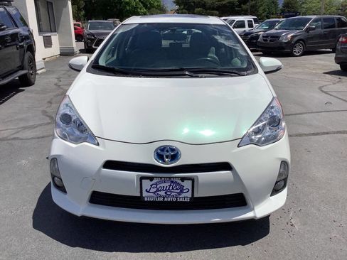 Used 2012 Toyota Prius C Four FWD image 5